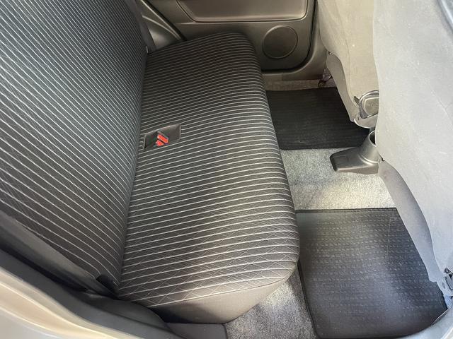 アルトワークス ベースグレード　５速マニュアルミッション　ターボエンジン　柿本改マフラー　ＴＥＩＮサス　純正カーナビ　ワンセグＴＶ　バックカメラ　レカロシート　ＨＩＤヘッドライト　スマートキー＆プッシュスタート（25枚目）