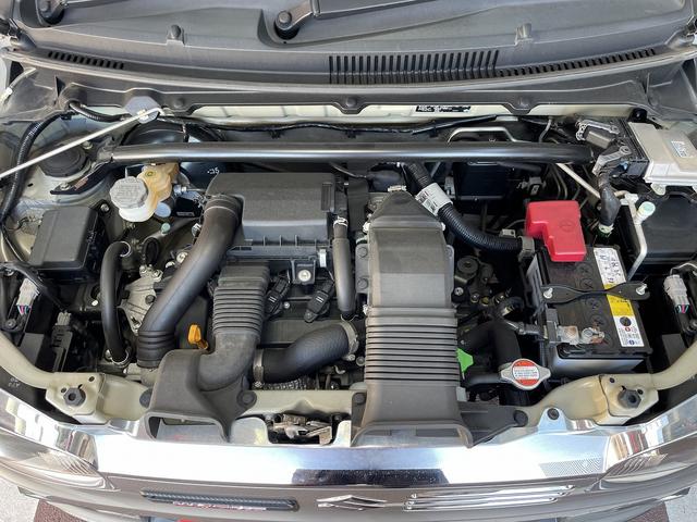 アルトワークス ベースグレード　５速マニュアルミッション　ターボエンジン　柿本改マフラー　ＴＥＩＮサス　純正カーナビ　ワンセグＴＶ　バックカメラ　レカロシート　ＨＩＤヘッドライト　スマートキー＆プッシュスタート（29枚目）