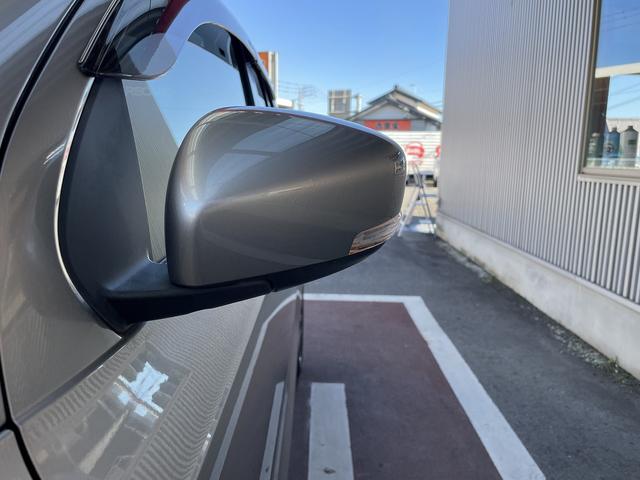 アルトワークス ベースグレード　５速マニュアルミッション　ターボエンジン　柿本改マフラー　ＴＥＩＮサス　純正カーナビ　ワンセグＴＶ　バックカメラ　レカロシート　ＨＩＤヘッドライト　スマートキー＆プッシュスタート（34枚目）