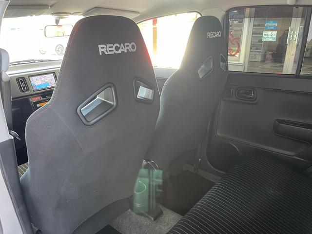 アルトワークス ベースグレード　５速マニュアルミッション　ターボエンジン　柿本改マフラー　ＴＥＩＮサス　純正カーナビ　ワンセグＴＶ　バックカメラ　レカロシート　ＨＩＤヘッドライト　スマートキー＆プッシュスタート（57枚目）