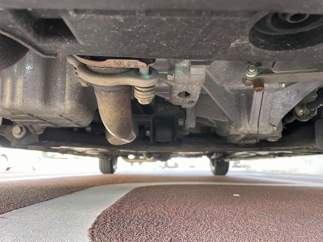 アルトワークス ベースグレード　５速マニュアルミッション　ターボエンジン　柿本改マフラー　ＴＥＩＮサス　純正カーナビ　ワンセグＴＶ　バックカメラ　レカロシート　ＨＩＤヘッドライト　スマートキー＆プッシュスタート（74枚目）