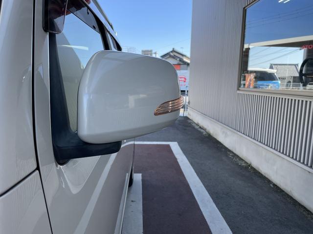 ミラココア ココアプラスＧ　バックカメラ　スマートキー　電動格納ミラー　ベンチシート　ＣＶＴ　盗難防止システム　ＡＢＳ　ＣＤ　ミュージックプレイヤー接続可　ルーフレール　衝突安全ボディ　エアコン　パワーステアリング（39枚目）