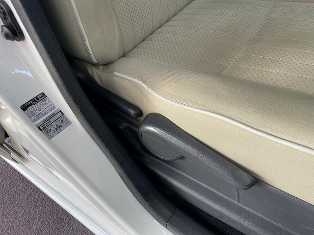 ミラココア ココアプラスＧ　バックカメラ　スマートキー　電動格納ミラー　ベンチシート　ＣＶＴ　盗難防止システム　ＡＢＳ　ＣＤ　ミュージックプレイヤー接続可　ルーフレール　衝突安全ボディ　エアコン　パワーステアリング（56枚目）