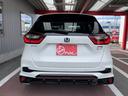 フィット ｅ：ＨＥＶ　ＲＳ　無限エアロ　ホンダ純正カーナビ　スマートキー　衝突軽減ブレーキ　ハーフレザーシート　パドルシフト　ＬＥＤヘッドライト　ＥＴＣ　アダプティブクルーズコントロール　革巻きステアリング（7枚目）