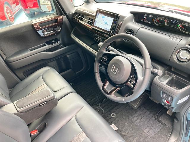 Ｎ－ＢＯＸカスタム Ｌ・ターボコーディネートスタイル　ワンオーナー・ユーザー買取車　２トンカラー　黒合皮シート・シートヒーター　ディーラーワイドナビ・フルセグ・Ｂｌｕｅｔｏｏｔｈ・ナビ連動ドライブレコーダー　バックカメラ　両側パワースライド　ＥＴＣ（33枚目）
