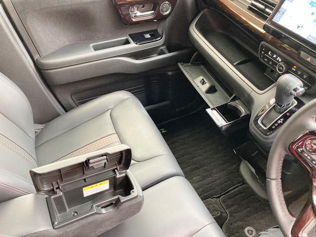 Ｎ－ＢＯＸカスタム Ｌ・ターボコーディネートスタイル　ワンオーナー・ユーザー買取車　２トンカラー　黒合皮シート・シートヒーター　ディーラーワイドナビ・フルセグ・Ｂｌｕｅｔｏｏｔｈ・ナビ連動ドライブレコーダー　バックカメラ　両側パワースライド　ＥＴＣ（53枚目）