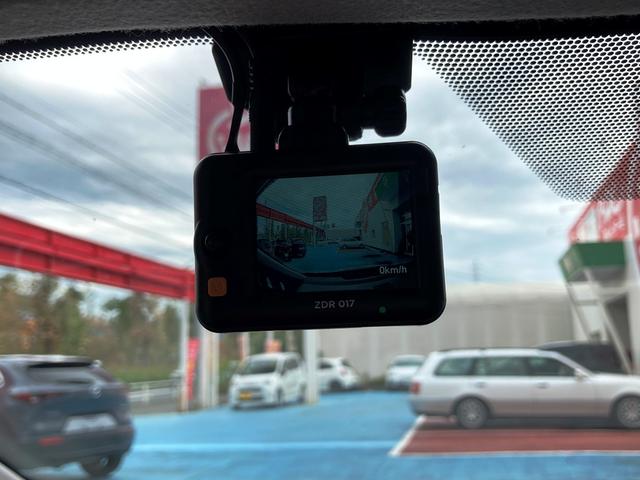 アクア Z ワンオーナー・ユーザー買取車 トヨタチームメイト BSMセット 合皮シートパッケージ・シート&ステアヒーター メーカーナビ・フルセグ・Bluetooth アラウンドビュー ETC2.0 Pアシスト(69枚目)