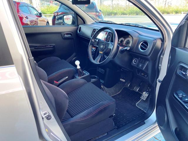 アルトワークス ベースグレード　５ＭＴ・４ＷＤ・ナビ・フルセグ・ＤＶＤ・ＢＴ・ＥＴＣ・ｍｏｍｏステアリング・柿本マフラー・モンスタースポーツシフトノブ・レカロスポーツシート・スマートキー＆プッシュスタート・純正１５ＡＷ・ＨＩＤヘッド（33枚目）