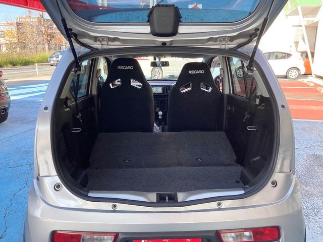 アルトワークス ベースグレード　５ＭＴ・４ＷＤ・ナビ・フルセグ・ＤＶＤ・ＢＴ・ＥＴＣ・ｍｏｍｏステアリング・柿本マフラー・モンスタースポーツシフトノブ・レカロスポーツシート・スマートキー＆プッシュスタート・純正１５ＡＷ・ＨＩＤヘッド（42枚目）