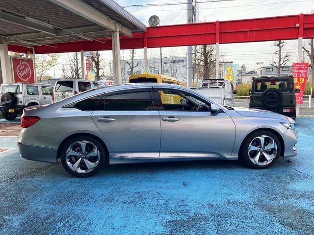 アコード ＥＸ　ユーザー買取車　ムーンルーフ　黒革シート・シートヒーター　メーカーナビ・フルセグ・Ｂｌｕｅｔｏｏｔｈ・スマホ連携　バックカメラ　ホンダセンシング・ＢＳＭ・Ｃソナー　ＥＴＣ　ＨＵＤ　パドルシフト（18枚目）