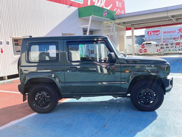 ジムニー ＸＧ　４ＷＤ　クリアランスソナー　レーンアシスト　衝突被害軽減システム　オートライト　キーレスエントリー　アイドリングストップ　ＭＴ　盗難防止システム　ＡＢＳ　ＥＳＣ　アルミホイール　衝突安全ボディ（13枚目）