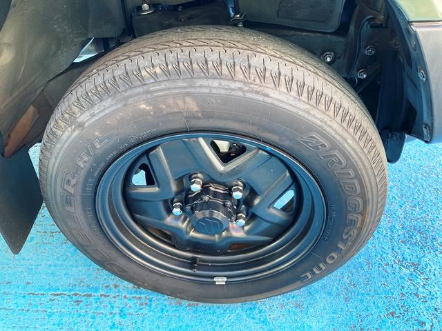 ジムニー ＸＧ　４ＷＤ　クリアランスソナー　レーンアシスト　衝突被害軽減システム　オートライト　キーレスエントリー　アイドリングストップ　ＭＴ　盗難防止システム　ＡＢＳ　ＥＳＣ　アルミホイール　衝突安全ボディ（20枚目）