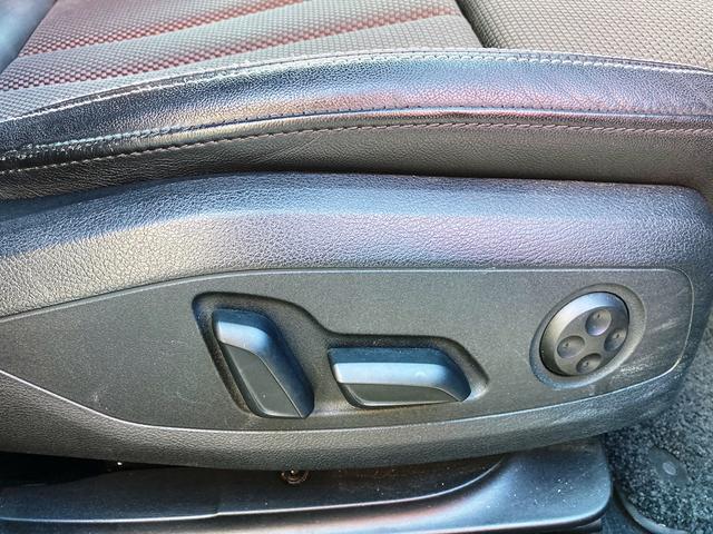 Ａ５スポーツバック ２．０ＴＦＳＩスポーツ　Ｓラインパッケージ　ユーザー買取車・メーカーナビ・フルセグ・Ｂカメラ・Ｐセンサー・ＢＴ・両席シートヒーター・両席パワーシート・ハーフレザースポーツシート・クルコン・ＥＴＣ・ＬＥＤヘッド・パワーバックドア・純正１８ＡＷ（48枚目）