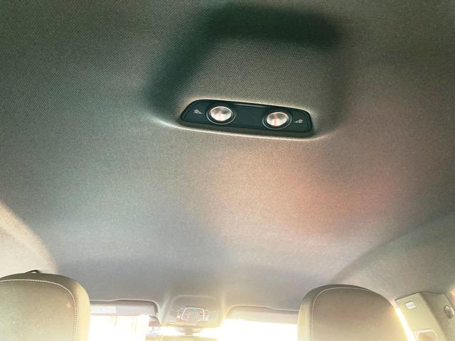 Ａ５スポーツバック ２．０ＴＦＳＩスポーツ　Ｓラインパッケージ　ユーザー買取車・メーカーナビ・フルセグ・Ｂカメラ・Ｐセンサー・ＢＴ・両席シートヒーター・両席パワーシート・ハーフレザースポーツシート・クルコン・ＥＴＣ・ＬＥＤヘッド・パワーバックドア・純正１８ＡＷ（61枚目）