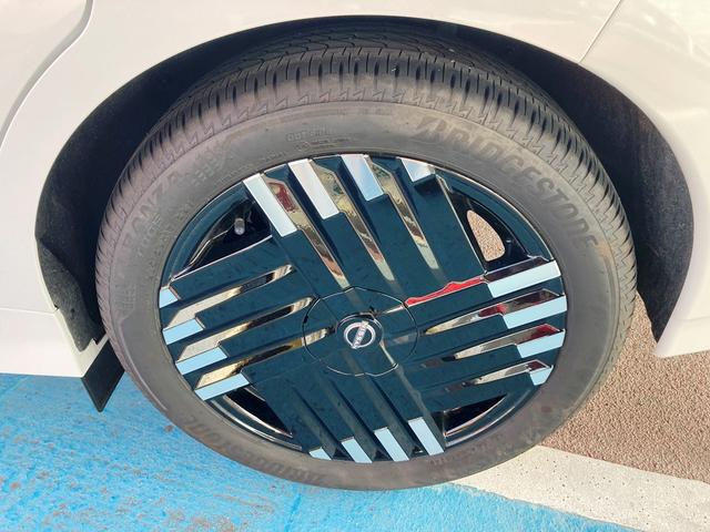 オーラ Ｇ　レザーエディション　ユーザー買取車　メーカーナビ・フルセグ・Ｂｌｕｅｔｏｏｔｈ・スマホ連携　アラウンドビュー　寒冷地仕様・シート＆ステアヒーター　ＥＴＣ２．０　マイパイロット・エマージェンシーブレーキ　黒革シート　ＬＥＤ（26枚目）