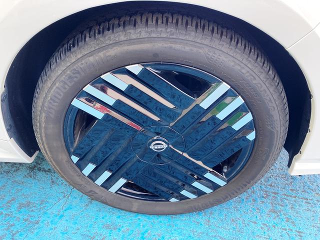 オーラ Ｇ　レザーエディション　ユーザー買取車　メーカーナビ・フルセグ・Ｂｌｕｅｔｏｏｔｈ・スマホ連携　アラウンドビュー　寒冷地仕様・シート＆ステアヒーター　ＥＴＣ２．０　マイパイロット・エマージェンシーブレーキ　黒革シート　ＬＥＤ（28枚目）