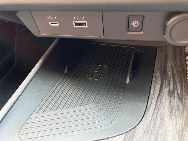 オーラ Ｇ　レザーエディション　ユーザー買取車　メーカーナビ・フルセグ・Ｂｌｕｅｔｏｏｔｈ・スマホ連携　アラウンドビュー　寒冷地仕様・シート＆ステアヒーター　ＥＴＣ２．０　マイパイロット・エマージェンシーブレーキ　黒革シート　ＬＥＤ（53枚目）