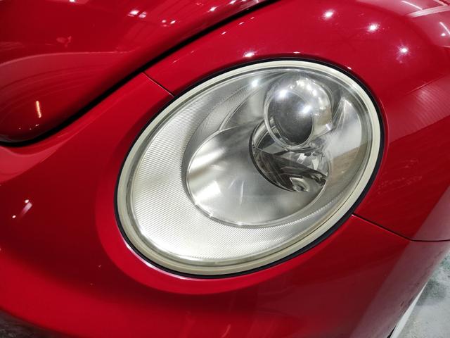 ニュービートル ＥＺ　２００７モデル　新品ＬＥＤヘッド＆革調シートカバー＆ステンレスシフトカバー＆ホワイトウォール　１０点パネル塗装済　天張り＆ドア内張り張替済み　ＡＣスポンジ対策済　Ｐセンサー　外部音声入力端子　スペアキ（64枚目）