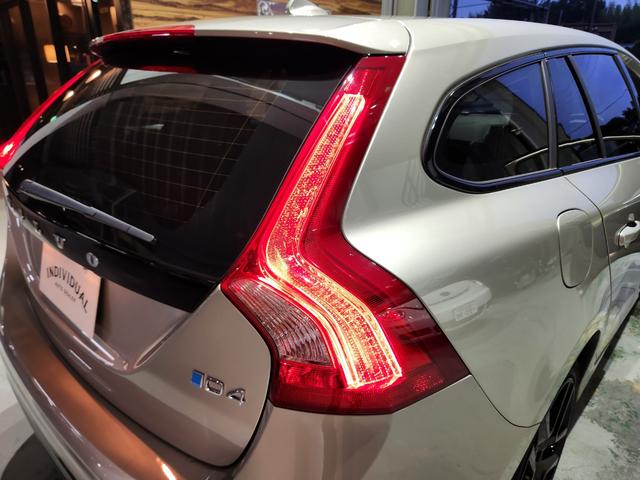 Ｖ６０ Ｄ４　ダイナミックエディション　１オーナー　禁煙車　記録簿　Ｔベルト交換済　専用１８ＡＷ補修＆塗装済　専用スポーツ白本革　黒天張り　地デジ純正ナビ＆バックカメラ（48枚目）