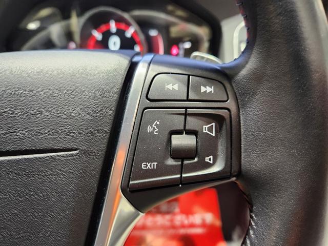 Ｖ６０ Ｄ４　ダイナミックエディション　１オーナー　禁煙車　記録簿　Ｔベルト交換済　専用１８ＡＷ補修＆塗装済　専用スポーツ白本革　黒天張り　地デジ純正ナビ＆バックカメラ（51枚目）