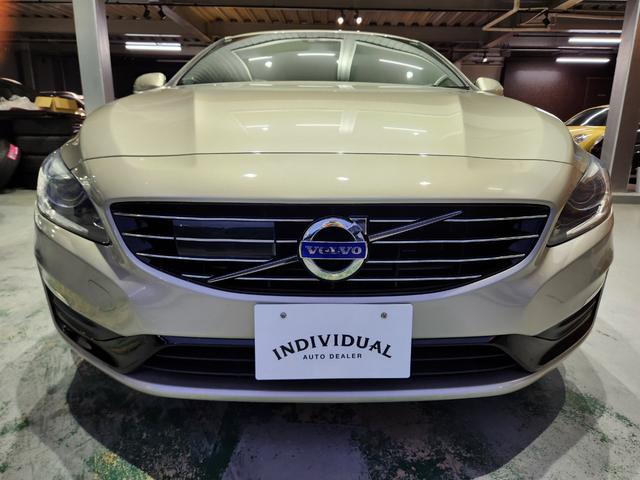 Ｖ６０ Ｄ４　ダイナミックエディション　１オーナー　禁煙車　記録簿　Ｔベルト交換済　専用１８ＡＷ補修＆塗装済　専用スポーツ白本革　黒天張り　地デジ純正ナビ＆バックカメラ（64枚目）