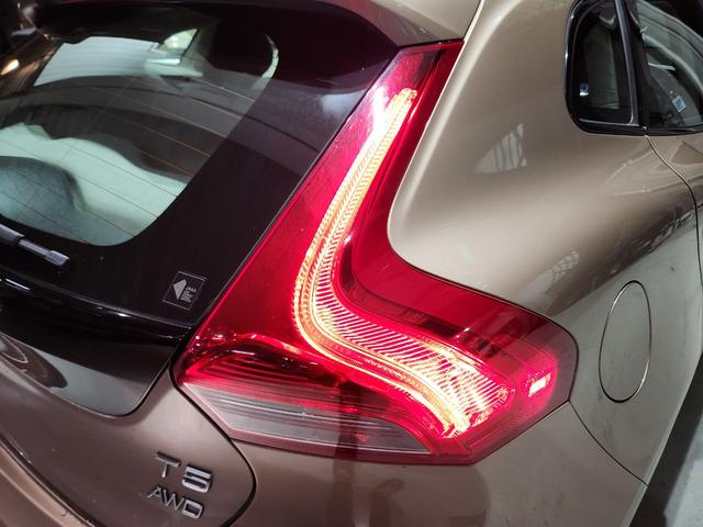 Ｖ４０ クロスカントリー　Ｔ５　ＡＷＤ　２０１４モデル　禁煙車　ＢＳレグノタイヤ　電動＆ヒーター２トーン本革　追従式クルコン　地デジ純正ナビ＆バックカメラ　Ｐセンサー　スペアキーレス（54枚目）