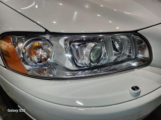 Ｖ７０ クラシック　禁煙車　弊社顧客様買取車両　冬タイヤセット付属　Ｔベルト交換済み　ＢＳ２０２２年製タイヤ　ルーフレール＆モール補修済　電動＆ヒーター黒本革　サンルーフ　純ナビ　Ａピラーカバー張替済　ドラレコスペアキー（39枚目）