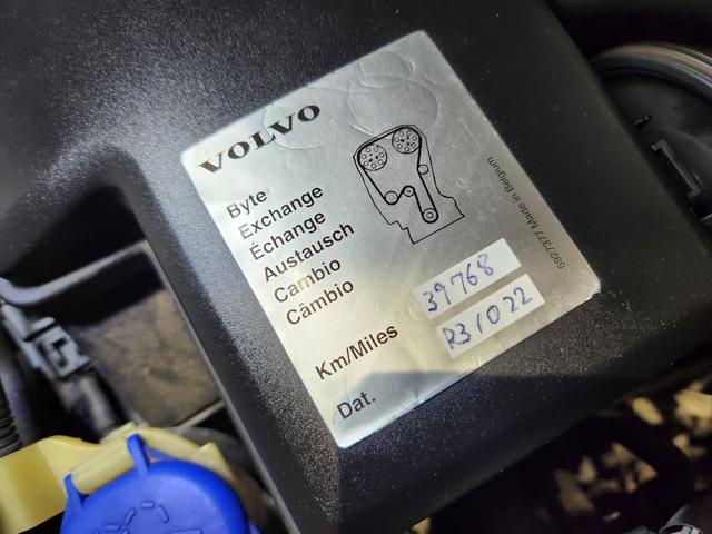 Ｖ７０ ホワイトパールエディション　２００７最終モデル　特別限定車　正規Ｄメンテ車両　Ｔベルト交換済　ＡＣコンプレッサ交換済　ミシュランプライマシー４　地デジナビ＆バックカメラ　前後ドラレコ　ガラスＳＲ　電動＆ヒーター黒本革　クルコン（33枚目）