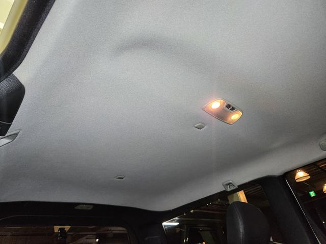 Ｖ７０ ホワイトパールエディション　２００７最終モデル　特別限定車　正規Ｄメンテ車両　Ｔベルト交換済　ＡＣコンプレッサ交換済　ミシュランプライマシー４　地デジナビ＆バックカメラ　前後ドラレコ　ガラスＳＲ　電動＆ヒーター黒本革　クルコン（55枚目）