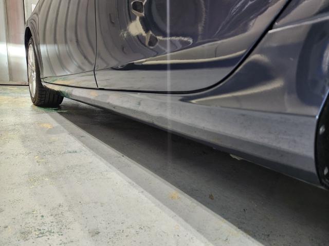 Ｖ４０ Ｔ３　インスクリプション　禁煙車　２０１７モデル　正規Ｄ記録簿　電動＆ヒーターアイボリー本革　ミシュランタイヤ　地デジ純正ナビ＆バックカメラ　追従式クルコン　Ｐセンサー　前後ドラレコ　スペアキーレス（46枚目）