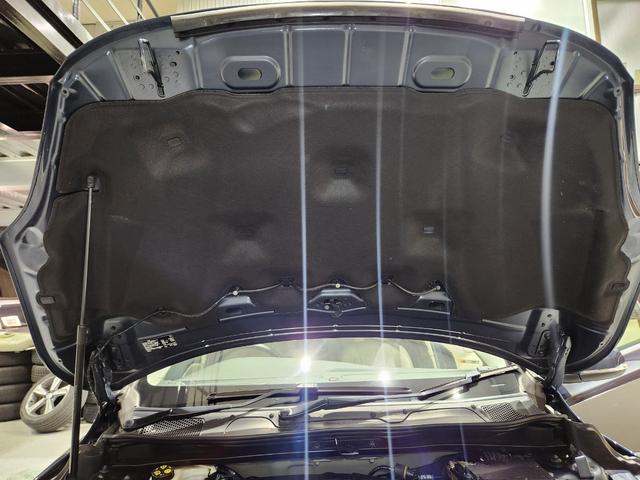 Ｖ４０ Ｔ３　インスクリプション　禁煙車　２０１７モデル　正規Ｄ記録簿　電動＆ヒーターアイボリー本革　ミシュランタイヤ　地デジ純正ナビ＆バックカメラ　追従式クルコン　Ｐセンサー　前後ドラレコ　スペアキーレス（78枚目）