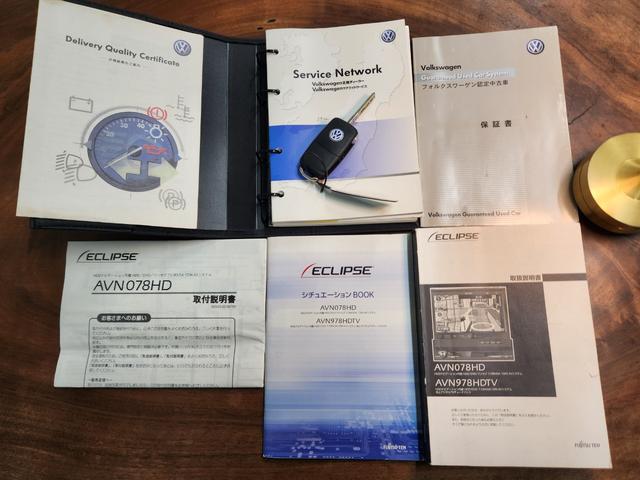 ニュービートル ＬＺ　０９モデル　禁煙車　正規Ｄメンテ車両　大型リアスポ　天張り張替済み　１０点パネル塗装済　ＢＳタイヤ　ガラスＳＲ　ヒーター付き黒本革　地デジインダッシュナビ　前後ドラレコ　Ｐセンサー　スペアキーレス（13枚目）