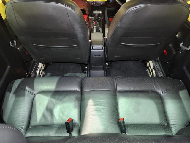 ニュービートル ＬＺ　０９モデル　禁煙車　正規Ｄメンテ車両　大型リアスポ　天張り張替済み　１０点パネル塗装済　ＢＳタイヤ　ガラスＳＲ　ヒーター付き黒本革　地デジインダッシュナビ　前後ドラレコ　Ｐセンサー　スペアキーレス（29枚目）