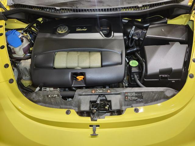 ニュービートル ＬＺ　０９モデル　禁煙車　正規Ｄメンテ車両　大型リアスポ　天張り張替済み　１０点パネル塗装済　ＢＳタイヤ　ガラスＳＲ　ヒーター付き黒本革　地デジインダッシュナビ　前後ドラレコ　Ｐセンサー　スペアキーレス（34枚目）