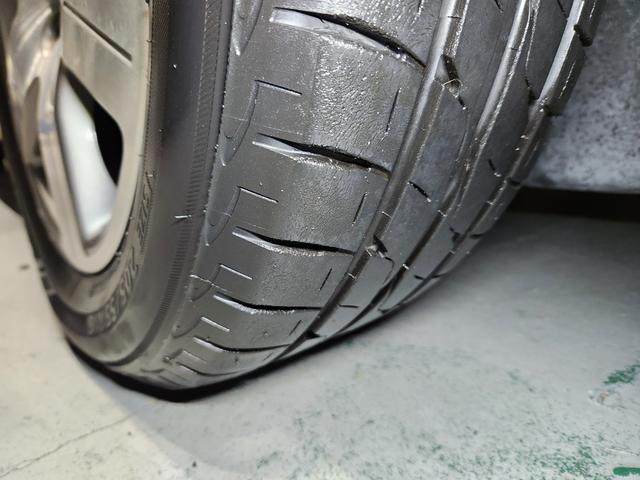 ニュービートル ＬＺ　０９モデル　禁煙車　正規Ｄメンテ車両　大型リアスポ　天張り張替済み　１０点パネル塗装済　ＢＳタイヤ　ガラスＳＲ　ヒーター付き黒本革　地デジインダッシュナビ　前後ドラレコ　Ｐセンサー　スペアキーレス（41枚目）