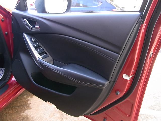25S Lパッケージ ワンオーナー 黒革 禁煙車 マツダコネクトナビ フルセグ Bカメラ ETC DVD Bluetooth Gベクタリング アドバンストSCBS レーダークルーズ パーキングセンサー 全席シートヒーター(24枚目)