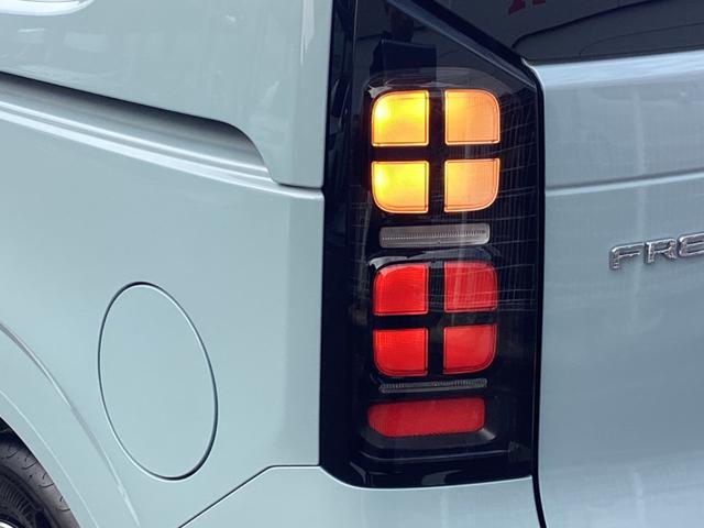 フリード エアー　新車未登録　８インチ純正ナビ２４５ＺＦＥｉ　Ｒカメラ　ホンダセンシング　サイドカーテンエアバック　セキュリティーアラーム　フルＬＥＤヘッドライト　電子制御パーキングブレーキ　オートブレーキホールド機能（36枚目）