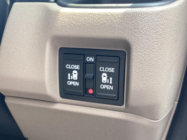 Ｎ－ＢＯＸジョイ ベースグレード　新車未登録　純正８インチナビ２４５ＺＦＥＩ　Ｒカメラ　ＬＥＤフォグライト　両側パワースライド　運転席助手席シートヒーター　ホンダセンシング　サイドカーテンエアバック（25枚目）