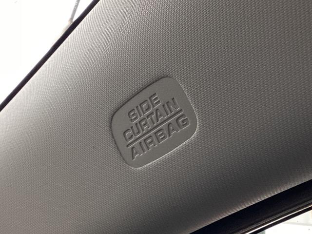 フリード e:HEVクロスター 新車未登録 フロントグリル交換済 ボディサイドモール 6人乗り リアクーラー サイドカーテンエアバック 両側パワースライドドア 運転席助手席シートヒーター ホンダセンシング フルLEDヘッドライト(11枚目)