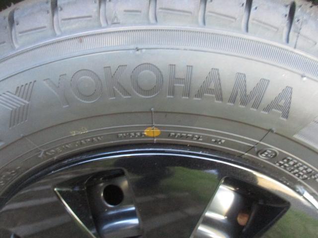 エブリイ ジョインターボ　スマートキー、衝突防止機能、車線逸脱警報、横滑り防止機能、アイドリングストップ、プッシュスタート、両側電動スライドドア、オートライト、オートエアコン、シートヒーター、４ＷＤ、ターボ車、コーナーセンサー（9枚目）