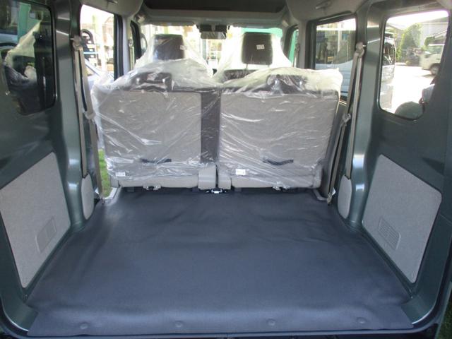 エブリイ ジョインターボ　スマートキー、衝突防止機能、車線逸脱警報、横滑り防止機能、アイドリングストップ、プッシュスタート、両側電動スライドドア、オートライト、オートエアコン、シートヒーター、４ＷＤ、ターボ車、コーナーセンサー（10枚目）