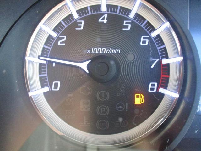 ムーヴ カスタム　Ｘリミテッド　ＳＡＩＩＩ　スマートキー、衝突防止機能、オートライト、オートエアコン、プッシュスタート、アイドリングストップ、シートヒーター、横滑り防止機能、ステアリングスイッチ、（22枚目）