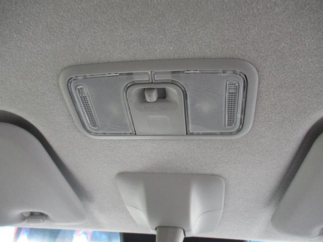 ムーヴ カスタム　Ｘリミテッド　ＳＡＩＩＩ　スマートキー、衝突防止機能、オートライト、オートエアコン、プッシュスタート、アイドリングストップ、シートヒーター、横滑り防止機能、ステアリングスイッチ、（29枚目）