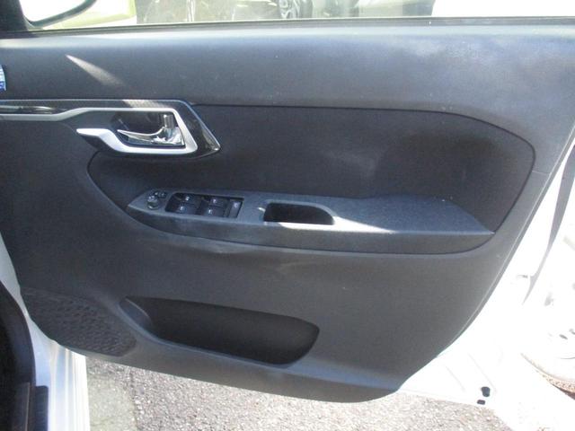 ムーヴ カスタム　Ｘリミテッド　ＳＡＩＩＩ　スマートキー、衝突防止機能、オートライト、オートエアコン、プッシュスタート、アイドリングストップ、シートヒーター、横滑り防止機能、ステアリングスイッチ、（40枚目）