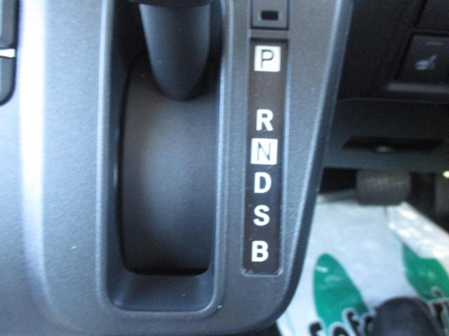 タント Ｘ　プッシュスタート、オートライト、オートエアコン、ステアリングスイッチ、衝突防止機能、電子パーキング、片側電動スライドドア、横滑り防止機能、アイドリングストップ、パワーウィンドウ（32枚目）