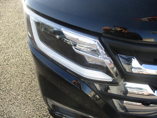 ソリオ ハイブリッドMX プッシュスタート、オートライト、オートエアコン、ステアリングスイッチ、衝突防止機能、両側電動スライドドア、横滑り防止機能、9インチディスプレイオーディオ、コネクト機能(5枚目)