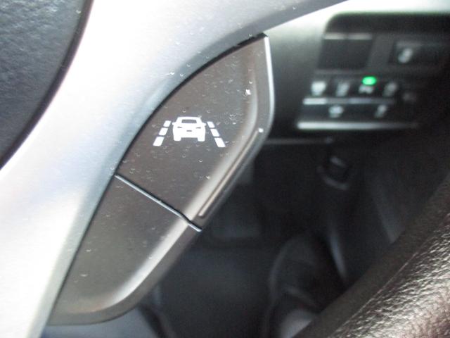 ソリオ ハイブリッドMX プッシュスタート、オートライト、オートエアコン、ステアリングスイッチ、衝突防止機能、両側電動スライドドア、横滑り防止機能、9インチディスプレイオーディオ、コネクト機能(29枚目)