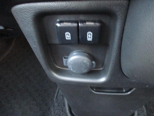 ソリオ ハイブリッドMX プッシュスタート、オートライト、オートエアコン、ステアリングスイッチ、衝突防止機能、両側電動スライドドア、横滑り防止機能、9インチディスプレイオーディオ、コネクト機能(44枚目)