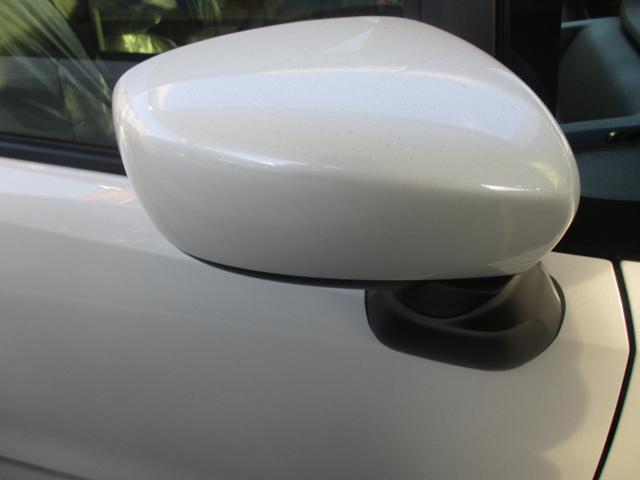 ワゴンR FX スマートキー、衝突防止機能、オートライト、オートエアコン、プッシュスタート、アイドリングストップ、横滑り防止機能、コーナーセンサー、クリアランスソナー、運転席シートヒーター、オートマチックハイビーム(7枚目)