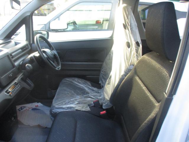 ワゴンR FX スマートキー、衝突防止機能、オートライト、オートエアコン、プッシュスタート、アイドリングストップ、横滑り防止機能、コーナーセンサー、クリアランスソナー、運転席シートヒーター、オートマチックハイビーム(41枚目)